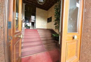 androne di casa in vendita torino corso inghilterra