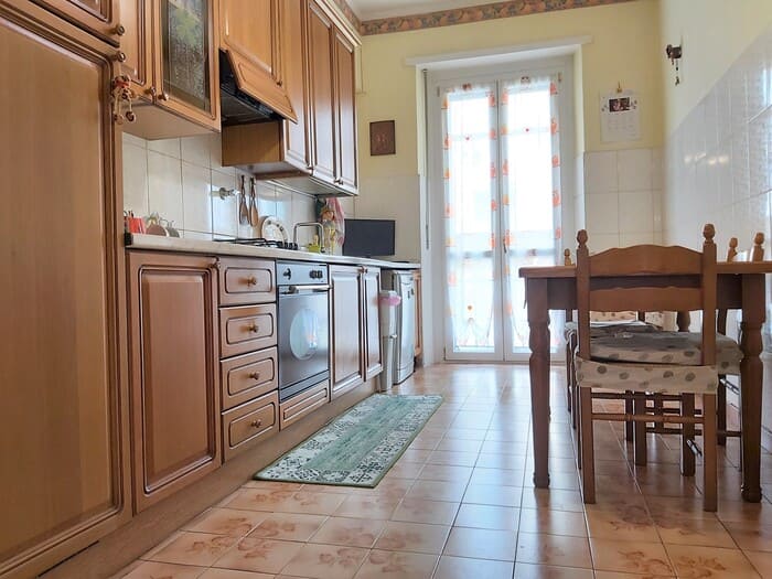 Cucina di casa in vendita in via Vidua Torino.