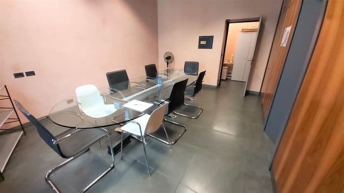 sala riunioni di ufficio in affitto torino via susa