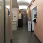 corridoio di ufficio in affitto torino via susa