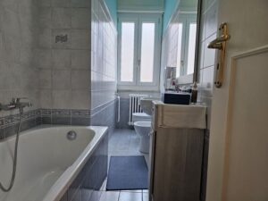 bilocale torino campidoglio - bagno di bilocale in vendita torino via netro