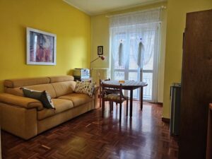 bilocale torino campidoglio - soggiorno di bilocale in vendita torino via netro