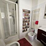 Bagno di appartamento in vendita nuda proprieta via Camino 2 Torino