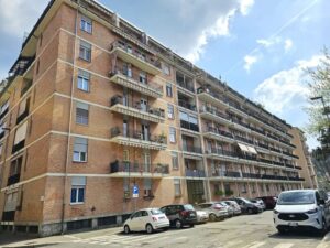 Facciata di trilocale in vendita torino zona vanchiglietta