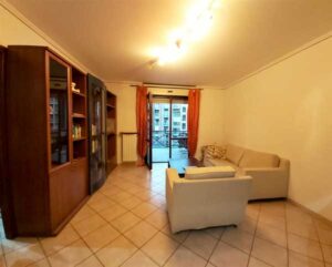 soggiorno-appartamento-affitto-corso-gamba-torino