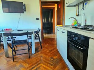 Cucina di appartamento in affitto Torino via Grattoni 7