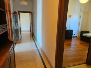 Corridoio di appartamento in affitto Torino via Grattoni 7
