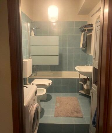 bagno di casa in affitto via donati torino