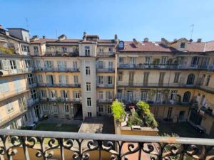 Vista di casa in vendita torino via Avogadro