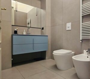 bagno di casa in vendita torino via Avogadro