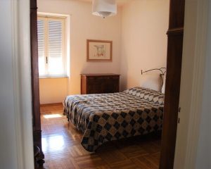 camera da letto casa in vendita via casalis torino