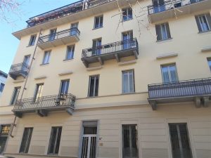 facciata di casa in affitto via palmieri torino