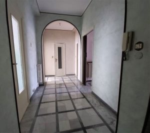 ingresso di casa in affitto torino san donato