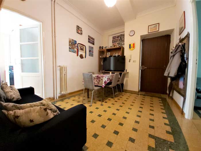 corridoio appartamento in affitto via peyron 10 torino