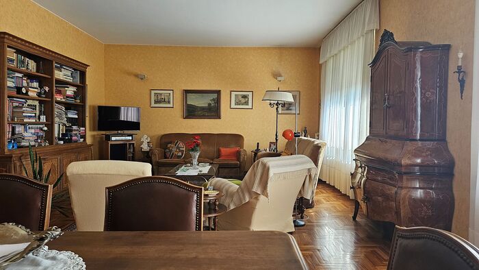 Salone di casa in vendita torino corso ferrucci 105