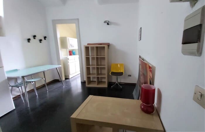 camera di mansarda in vendita torino via cibrario