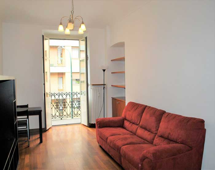 torino via principi dacaja appartamento in affitto