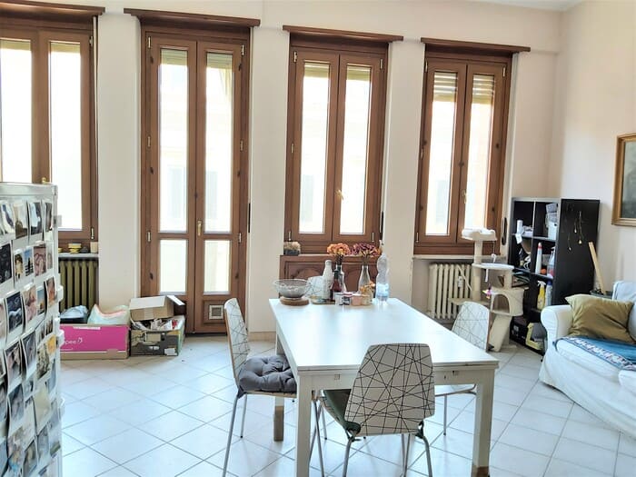 zona pranzo di casa in vendita torino via beaumont