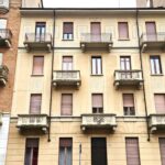facciata di casa in vendita uso investimento via Cialdini Torino